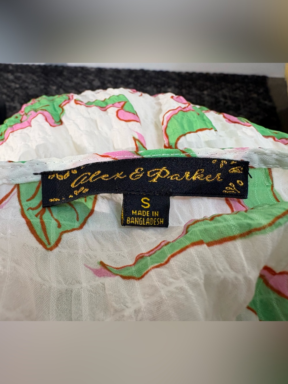 Alex & Parker floral dress featuring a vibrant pink and green pattern - Picture 5 of 6